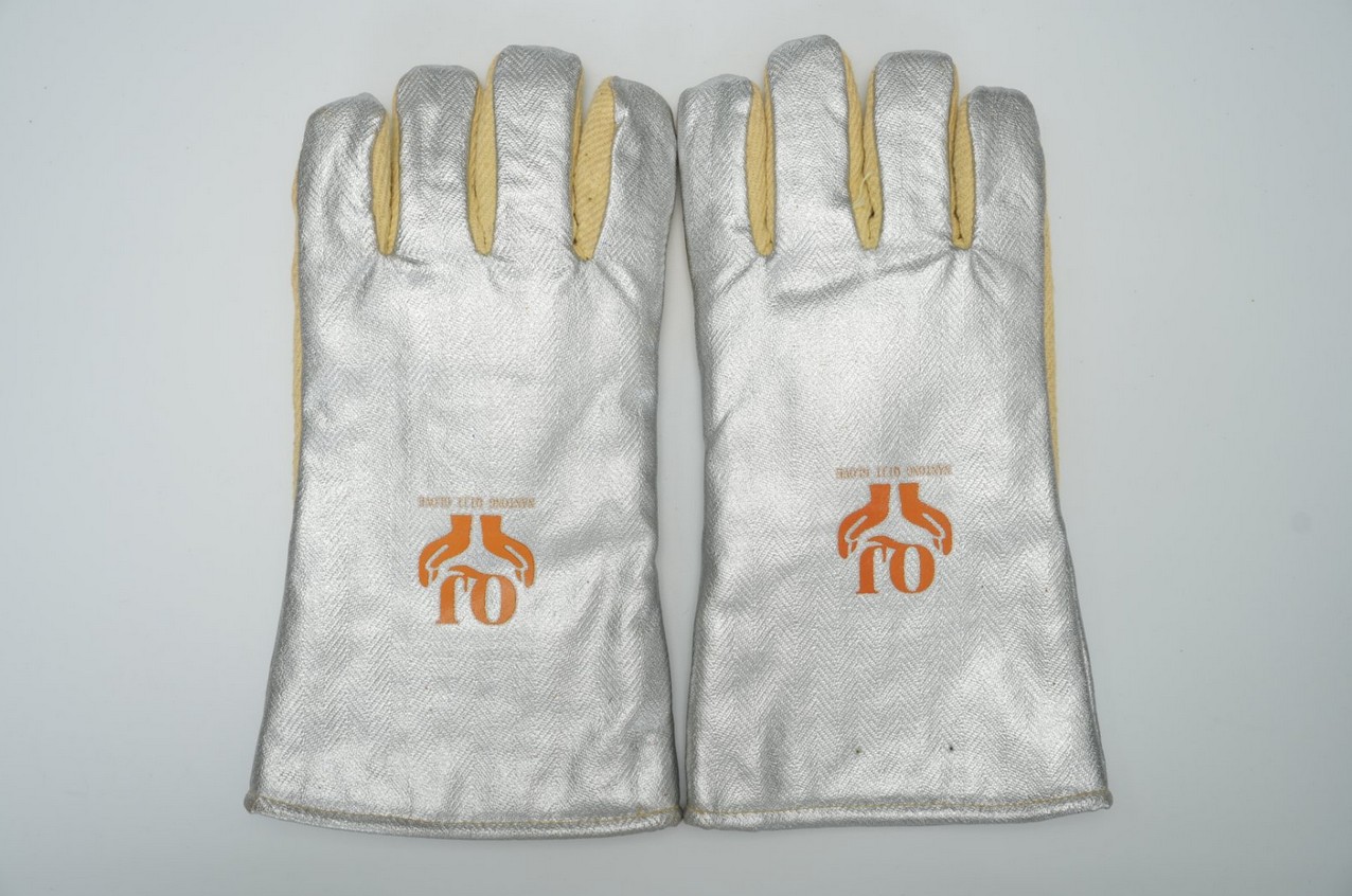 Aluminized Aramid Heat Protection Glove